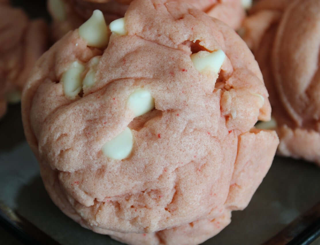 Mothers Day Strawberry Cookies